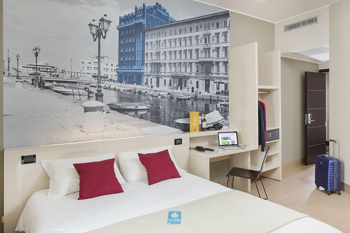 B&B Hotel Trieste Eksteriør bilde
