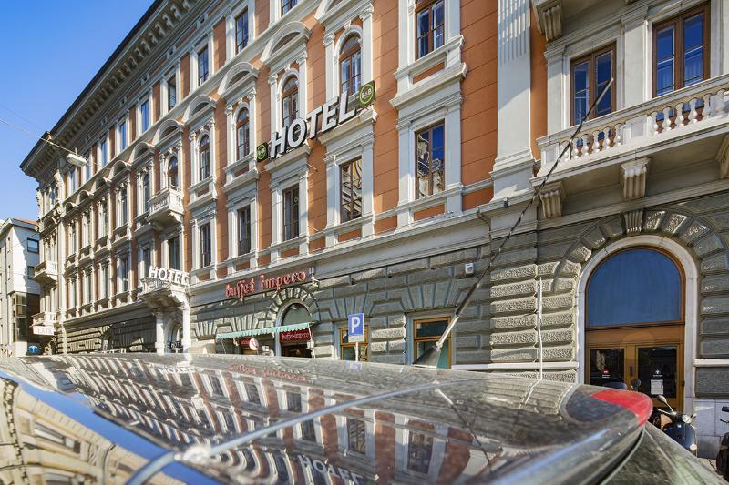 B&B Hotel Trieste Eksteriør bilde